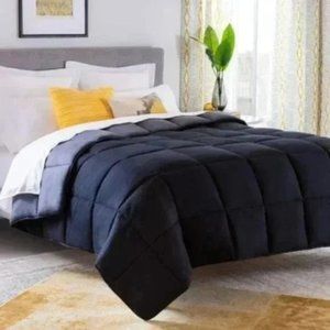 UO All Season Hypoallergenic Microfiber Comforter